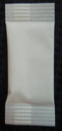 水きれいスティック(1包の大きさ)