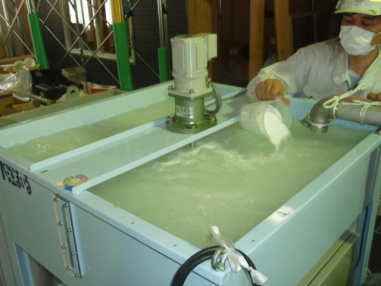 水澄まいるアルカリ型投入